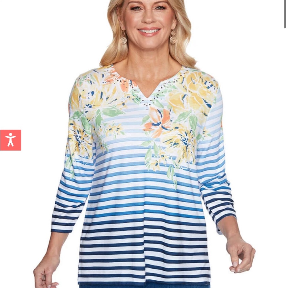 Alfred Dunner Lazy Daisy Notched Neck Top